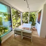 Velvet - Free Private Garage Apartman
