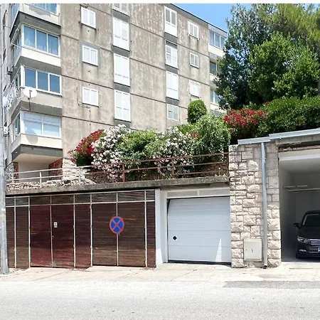 Velvet - Free Private Garage דירה דוברובניק